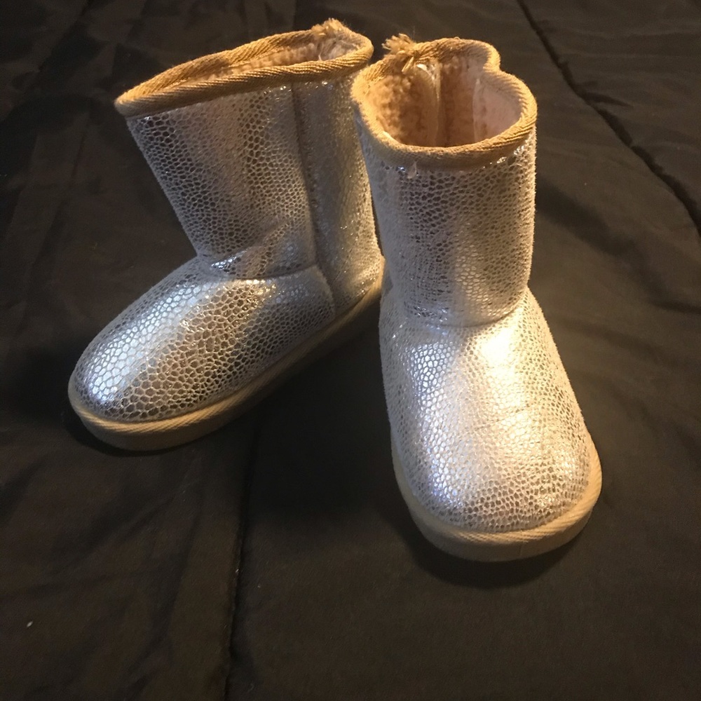 Toddler girls boots size 8